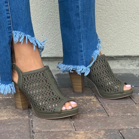 Olive Green Perforated Block Heel Peep Toe Sandal - Picture 2 of 8